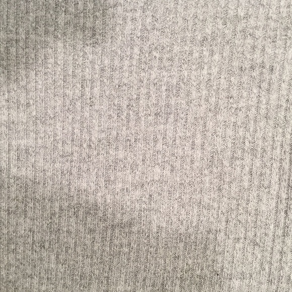 Brandy Melville Donilyn Top - Picture 3 of 5